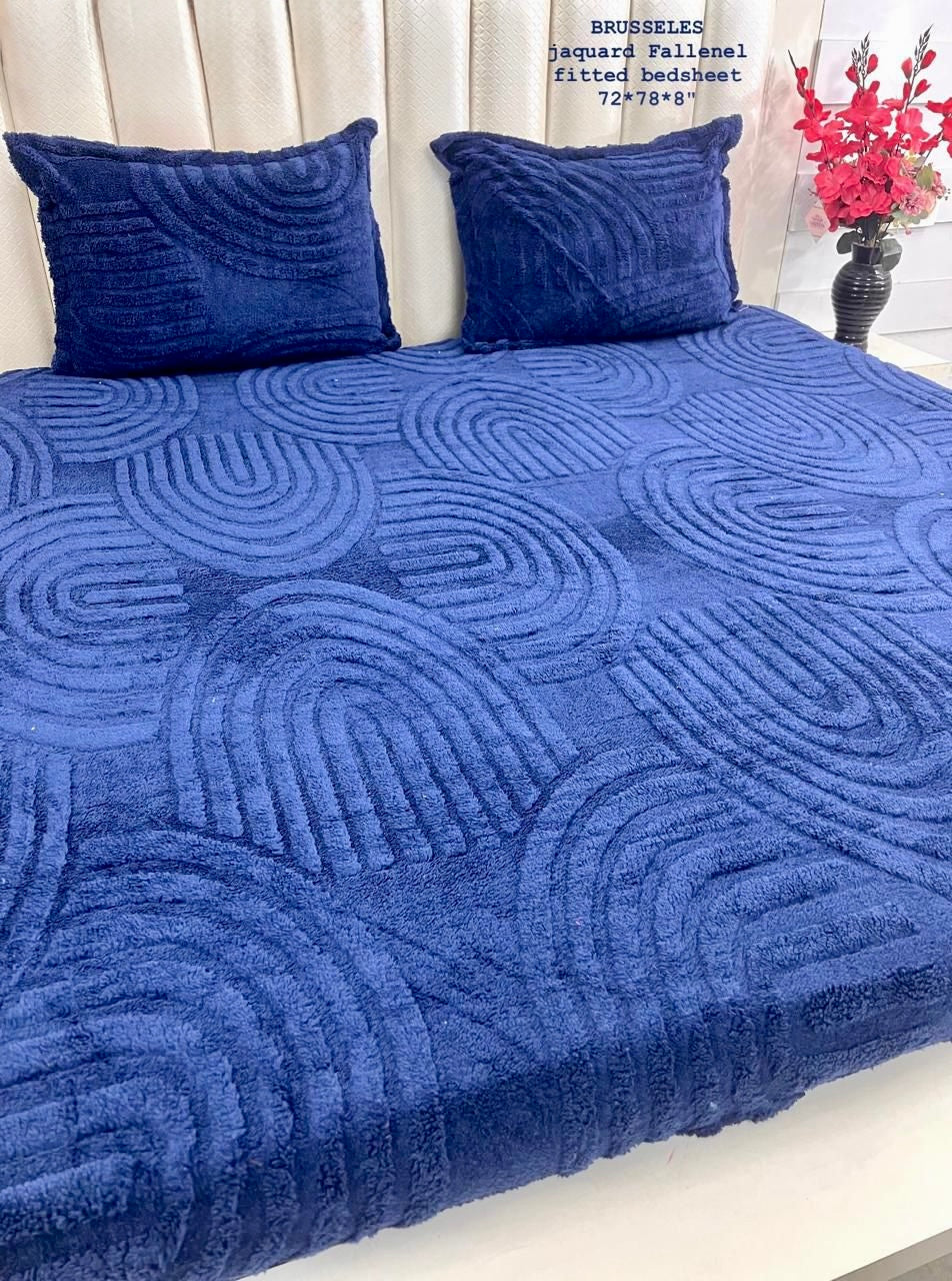 BRUSSELS WARM KING SIZE FITTED BEDSHEET